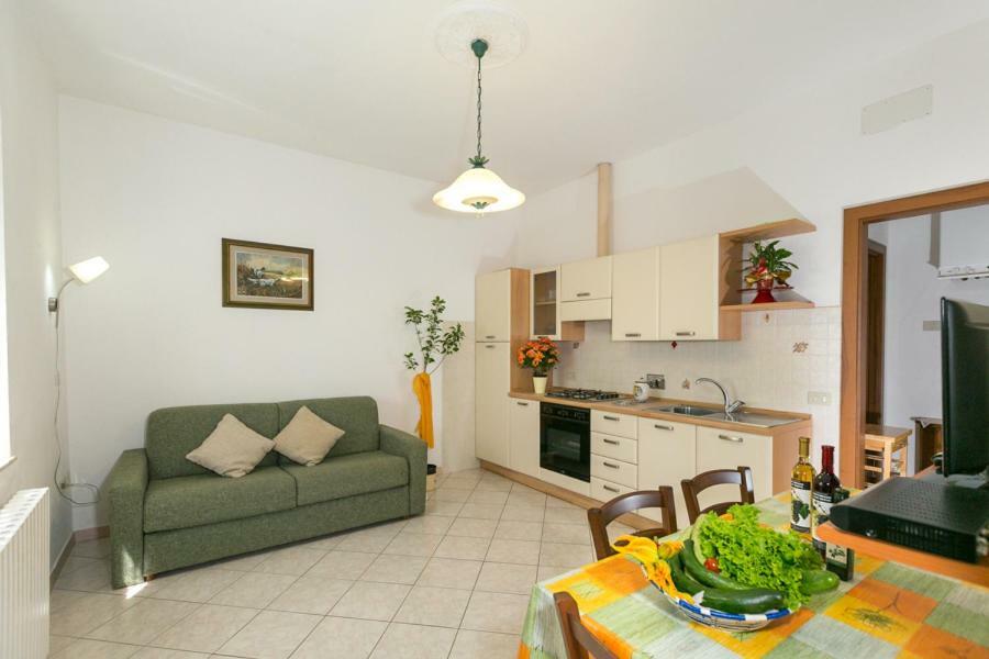Agriturismo Case Nuove Castellina Marittima Exteriör bild