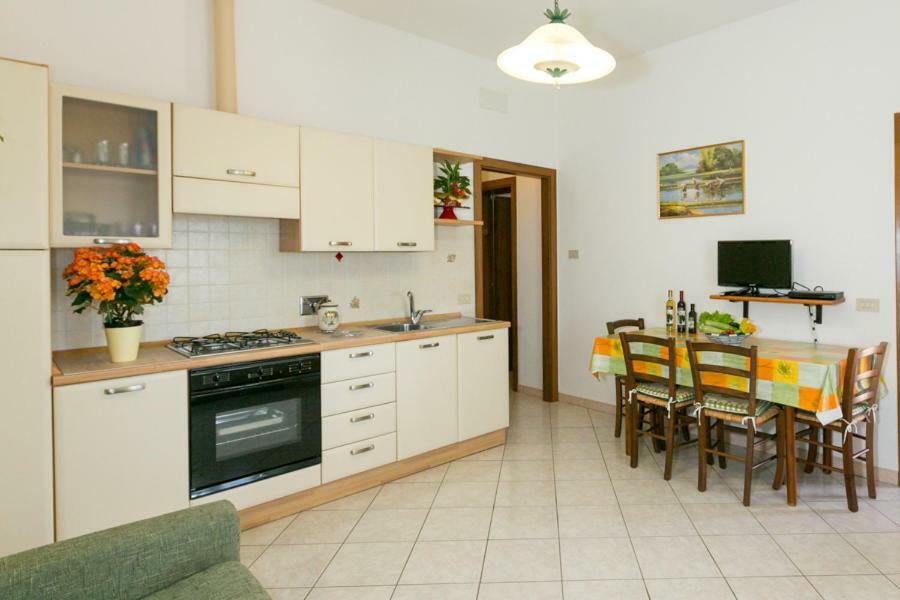 Agriturismo Case Nuove Castellina Marittima Exteriör bild