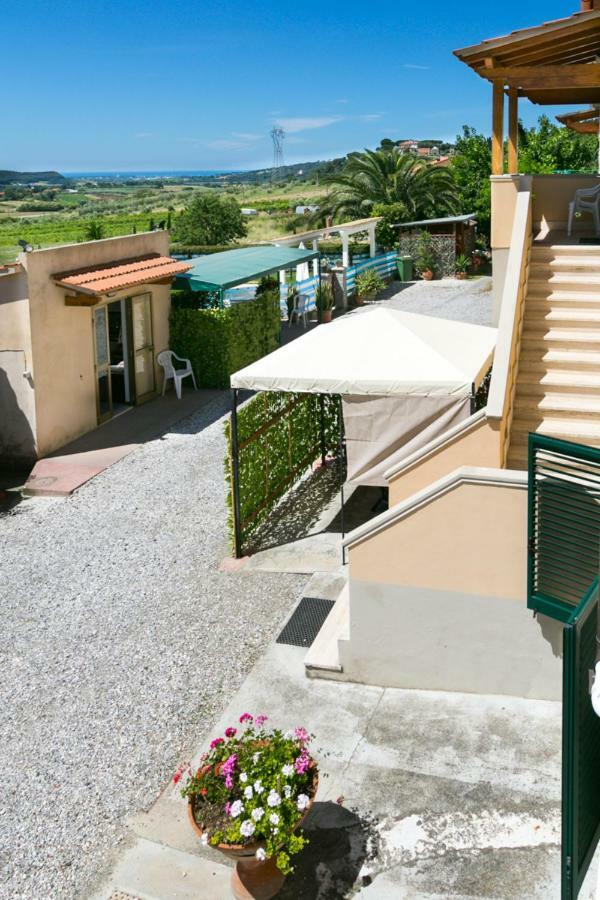 Agriturismo Case Nuove Castellina Marittima Exteriör bild